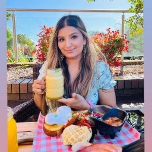 Meet your Posher, Ganga